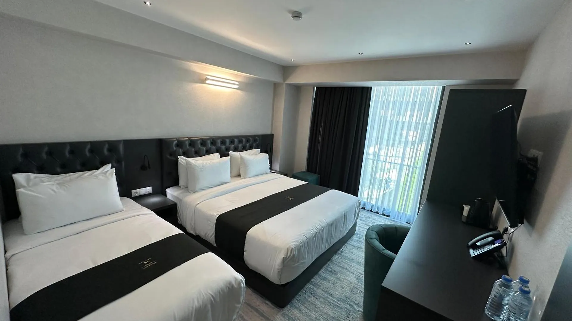 Hotel Mit In Old Tbilisi Georgia