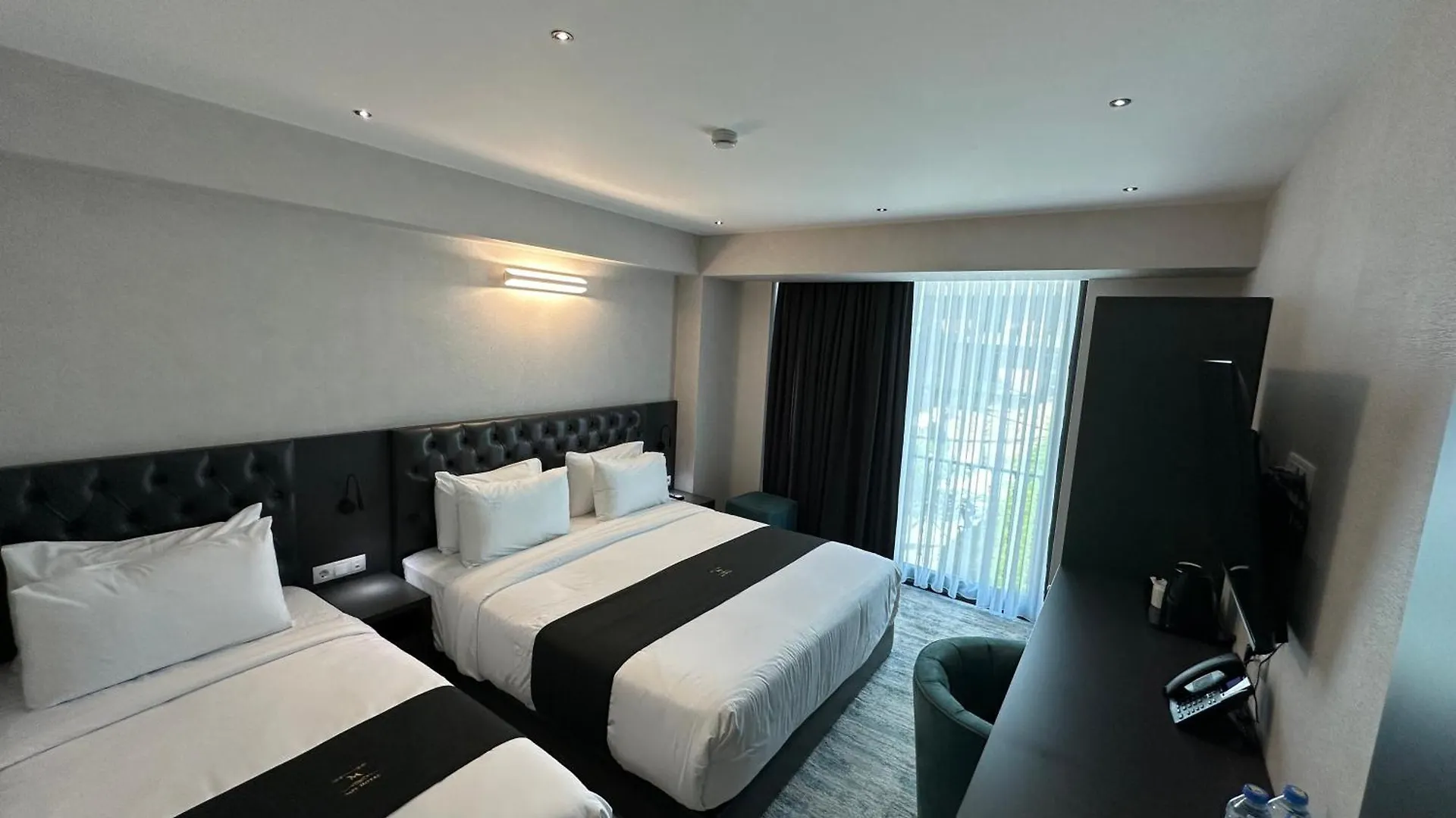 Hotel Mit In Old Tbilisi