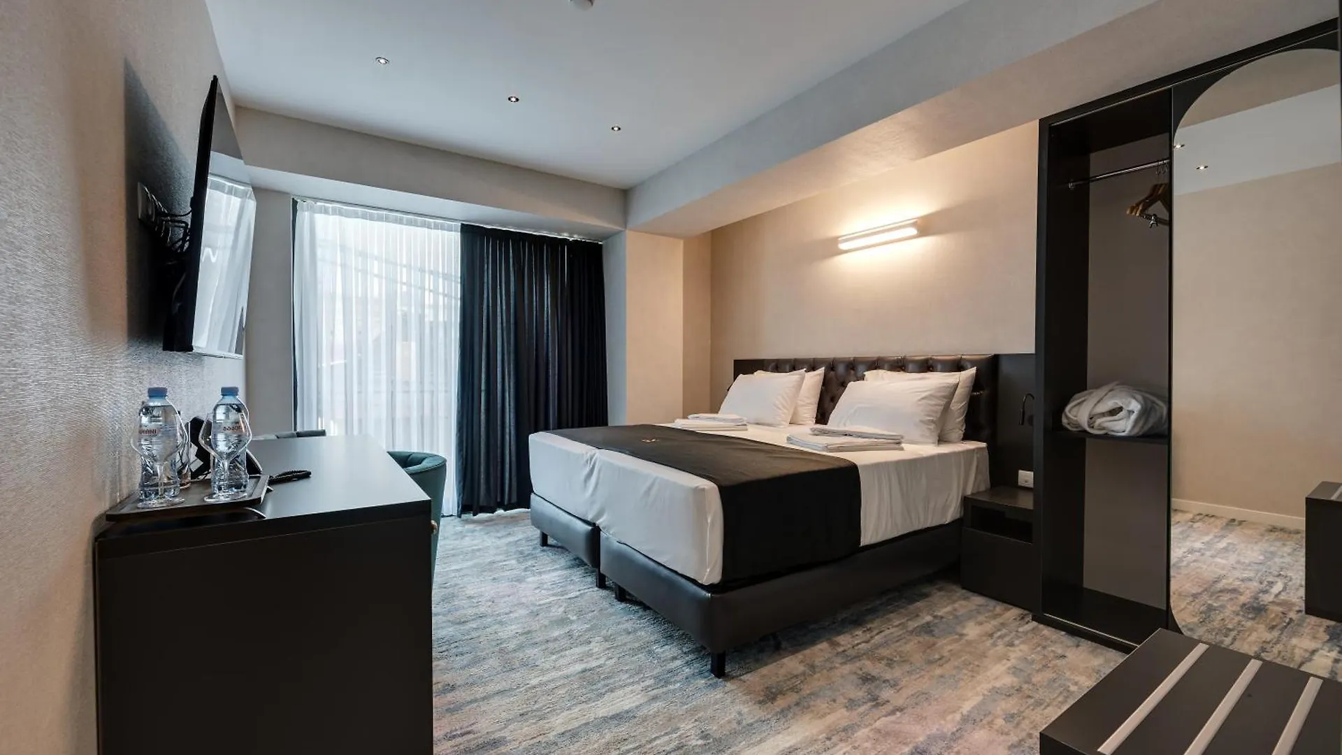Hotel Mit In Old Tbilisi