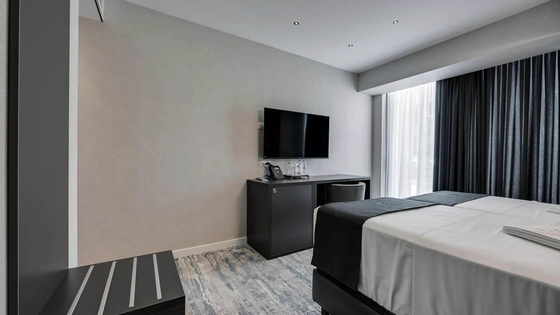 Hotel Mit In Old Tbilisi Georgia
